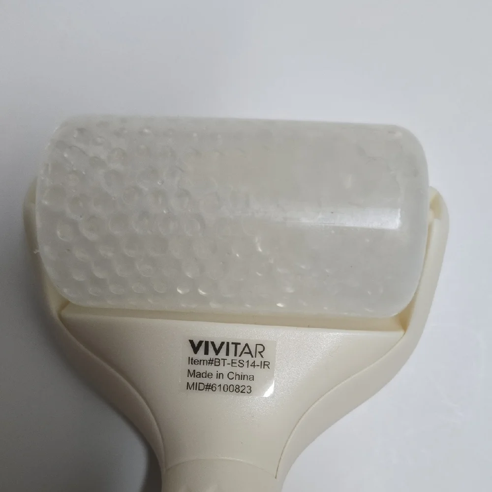 Vivitar White Ice Roller
